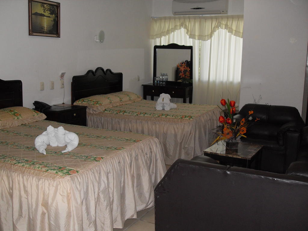 Hostal Del Cid Catemaco Δωμάτιο φωτογραφία