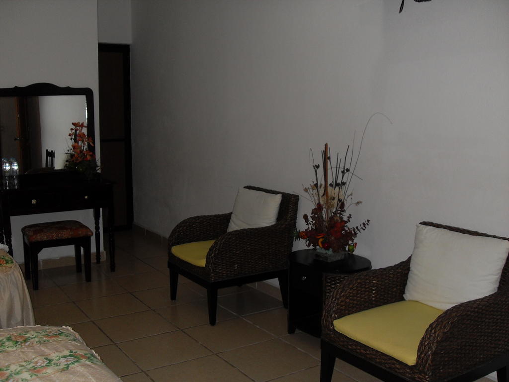 Hostal Del Cid Catemaco Εξωτερικό φωτογραφία